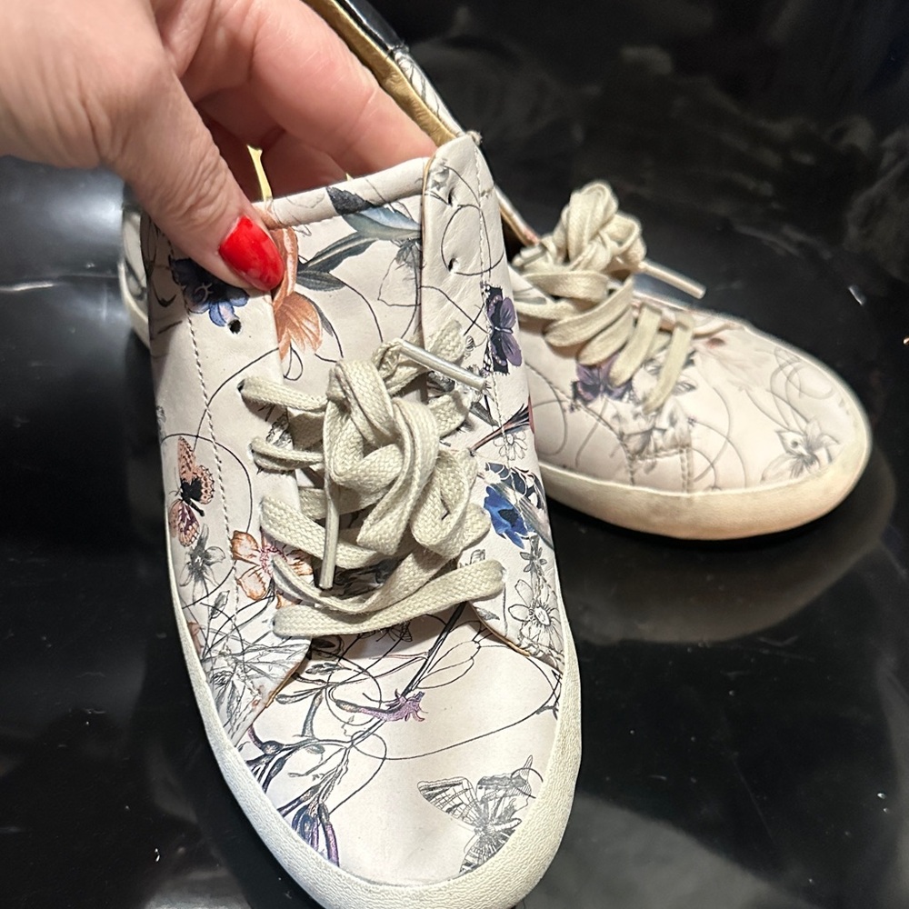 Bussola Cream Floral Women's Sneakers leather